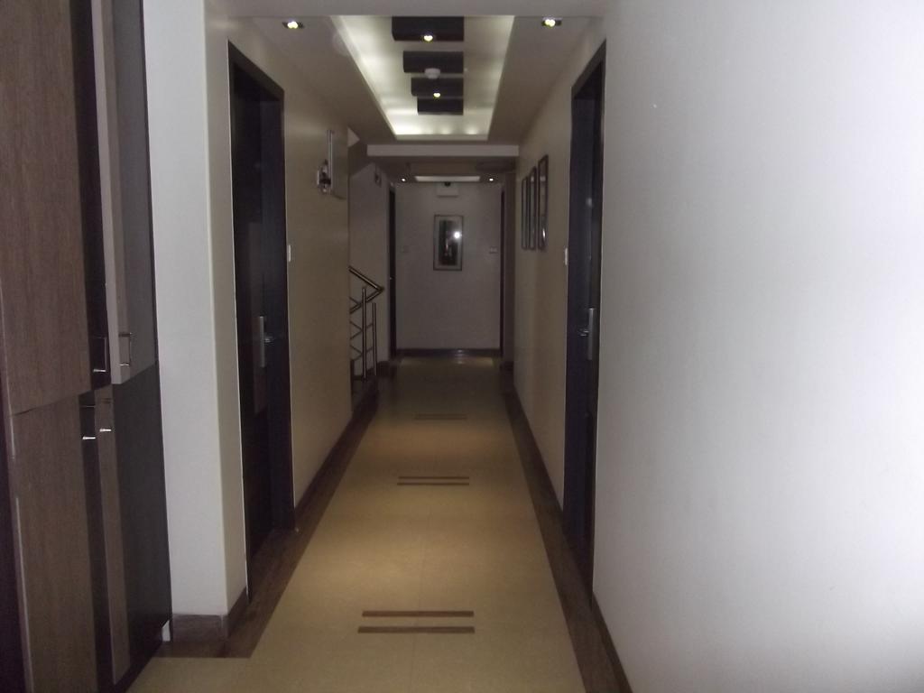 Hotel The Moneta Near Fc College Pune Exterior photo