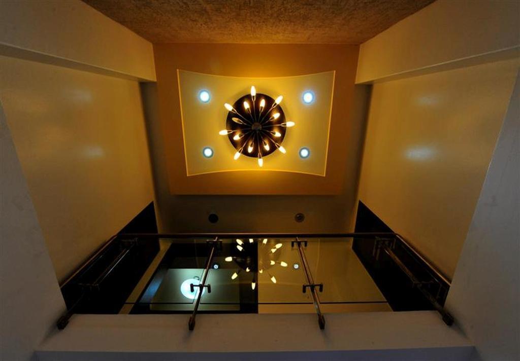 Hotel The Moneta Near Fc College Pune Exterior photo