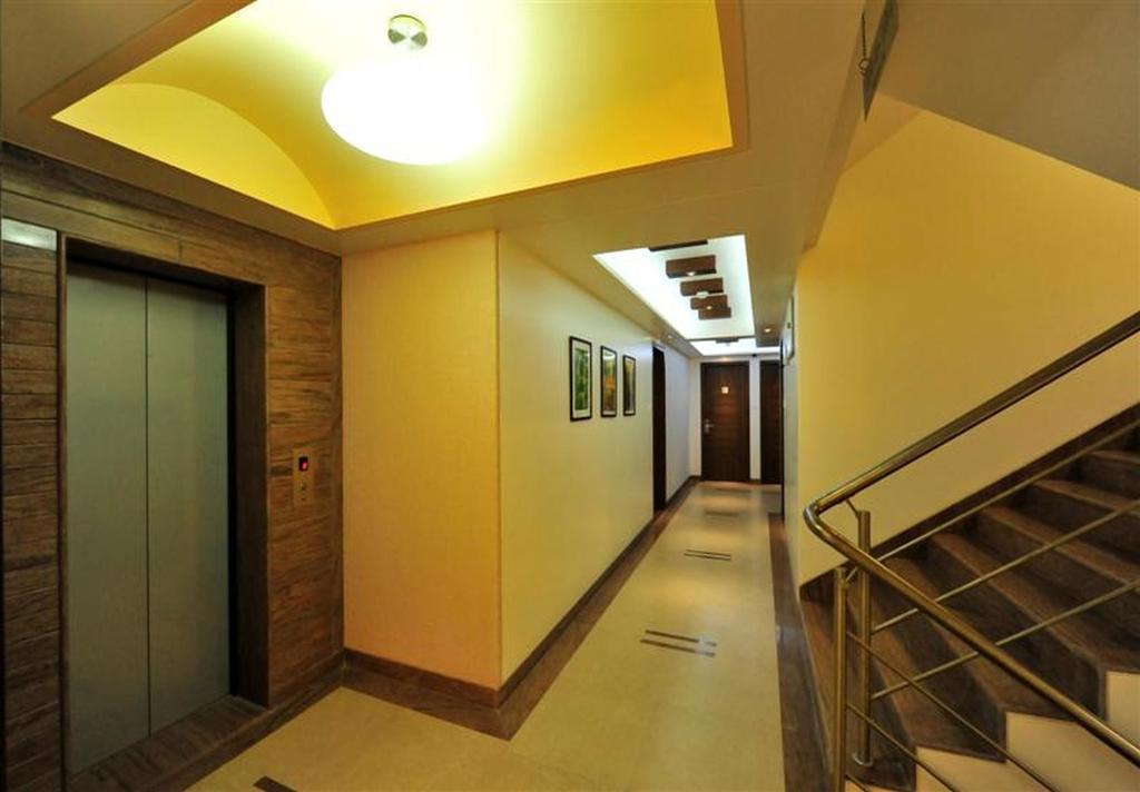 Hotel The Moneta Near Fc College Pune Exterior photo