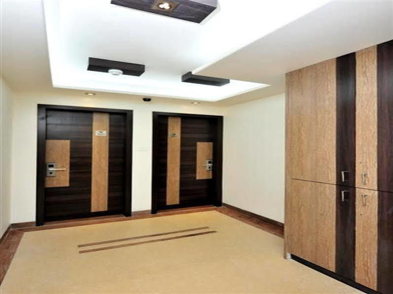 Hotel The Moneta Near Fc College Pune Exterior photo